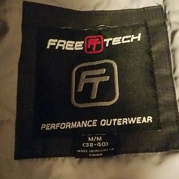 FREE TECH PERFORMANCE OUTERWEAR JACKET - Picture 2 of 2